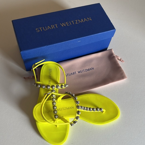 STUART WEITZMAN PEARL CRYSTAL-EMBELLISHED JELLY THONG SANDALS - Picture 10 of 10